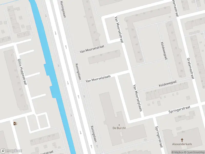 Ambulance met gepaste spoed naar de Koperpad in Rotterdam