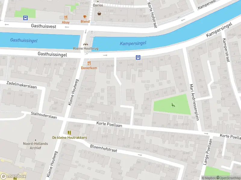 Brandweer met gepaste spoed naar de Charley Tooropplein in Haarlem vanwege stormschade