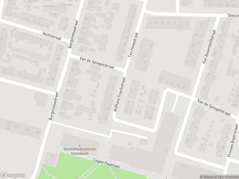 Brandweer met gepaste spoed naar de Anthony Duyckstraat in Bergen op Zoom vanwege stormschade