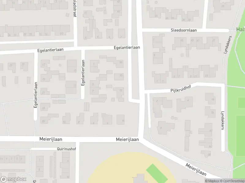 Brandweer met gepaste spoed naar de Heikampen in Nuenen vanwege een buitenbrand