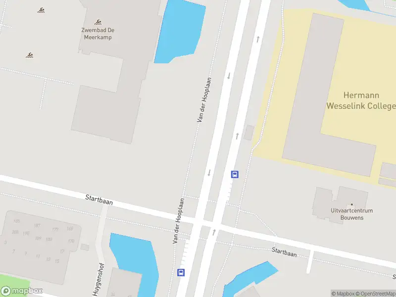 Ambulance met gepaste spoed naar de Van Heuven Goedhartlaan in Amstelveen