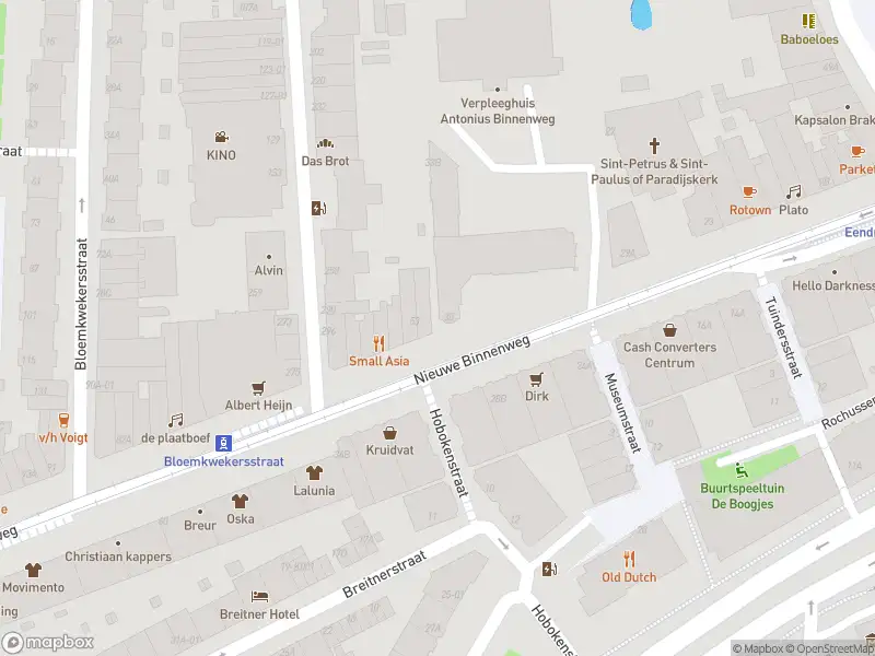 Ambulance met grote spoed naar de Nieuwe Binnenweg in Rotterdam