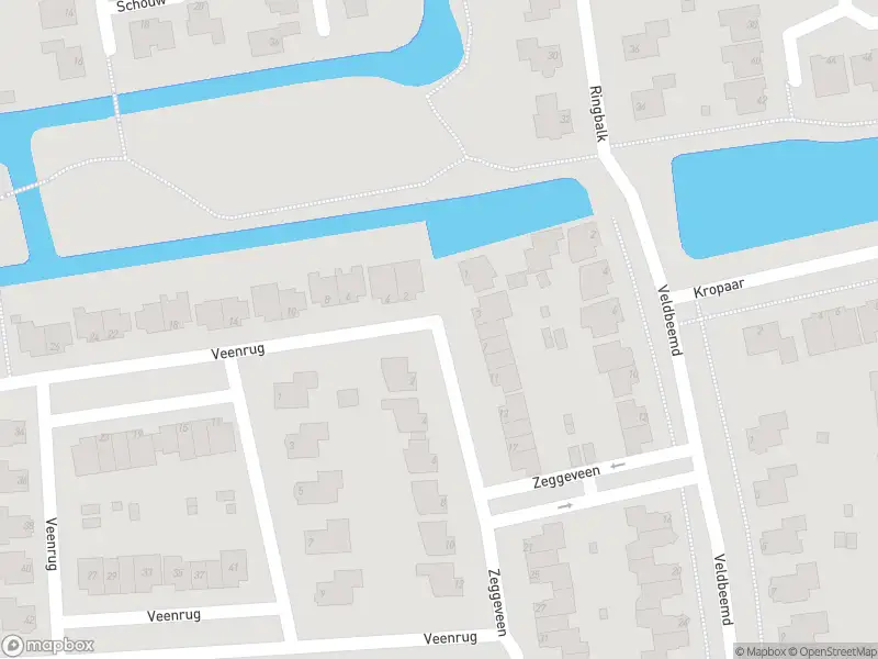 Ambulance met grote spoed naar de Zeggeveen in Wognum