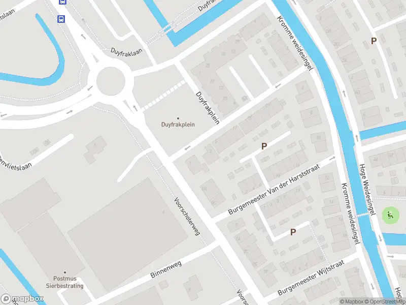 Ambulance met grote spoed naar de Burgemeester De Bruijnstraat in Valkenburg