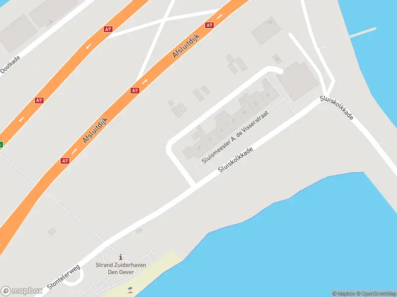 Ambulance met grote spoed naar de Sluism A de Visserstraat in Den Oever