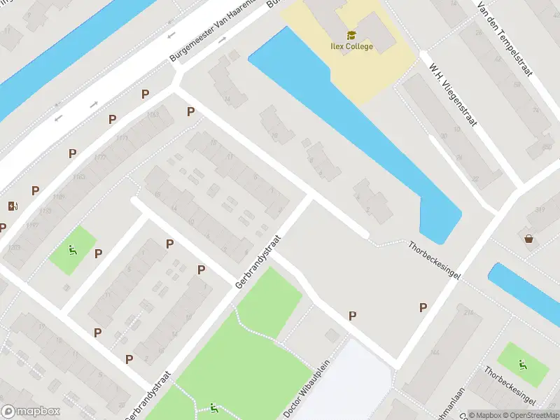 Ambulance met gepaste spoed naar de Gerbrandystraat in Schiedam