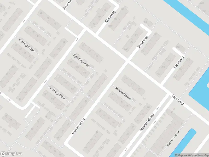 112 melding Ambulance met grote spoed naar de Makreelstraat in Hoogvliet Rotterdam