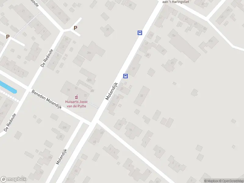 Ambulance met gepaste spoed naar de Molendijk in Stad aan 't Haringvliet