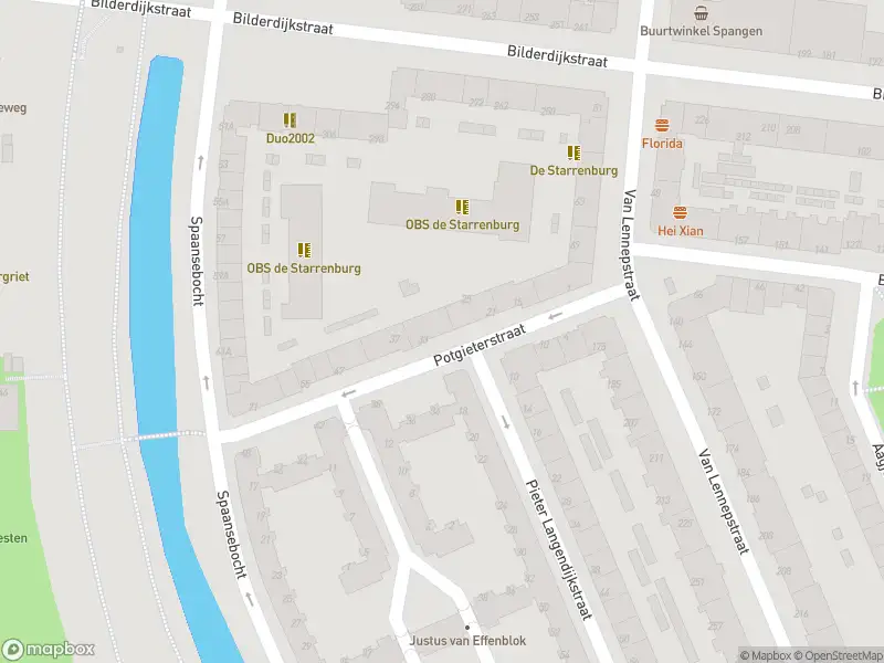 Ambulance met grote spoed naar de Potgieterstraat in Rotterdam