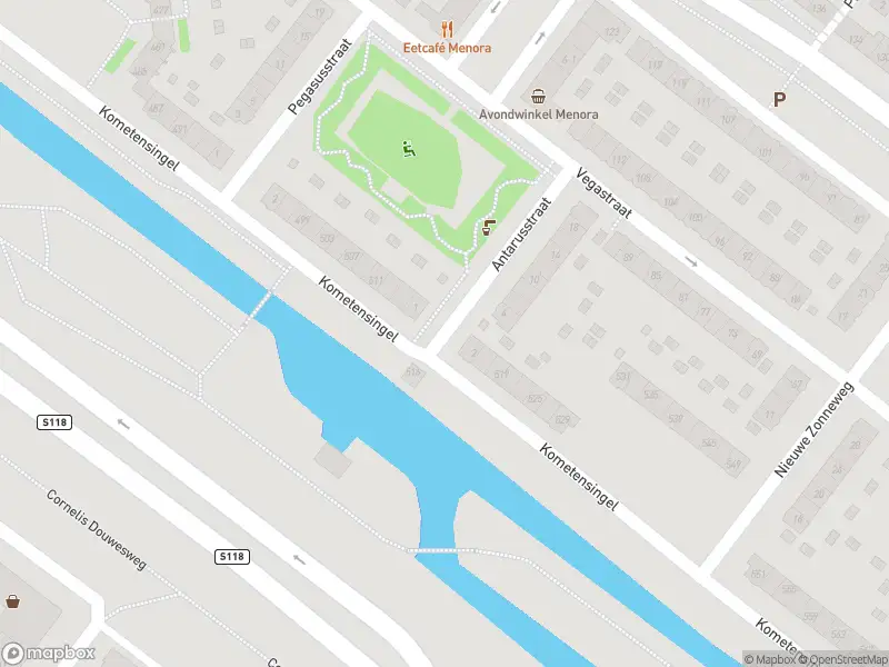 Ambulance met grote spoed naar de Antarusstraat in Amsterdam