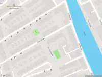 Ambulance met grote spoed naar de Laan van Van der Gaag in Delft