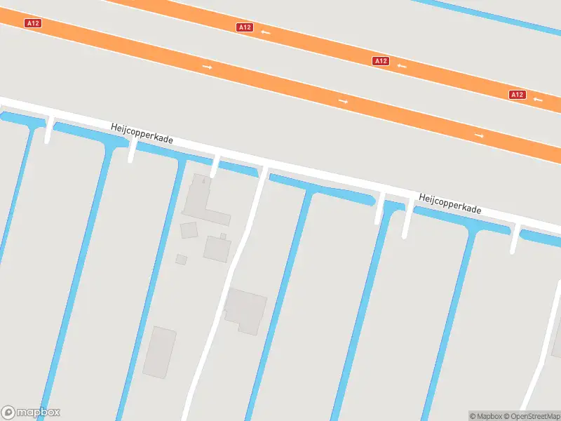 Brandweer met gepaste spoed naar de Heijcopperkade in De Meern vanwege afhijsen patient