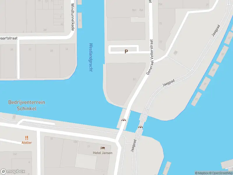 Brandweer met grote spoed naar de Helicopterstraat in Amsterdam