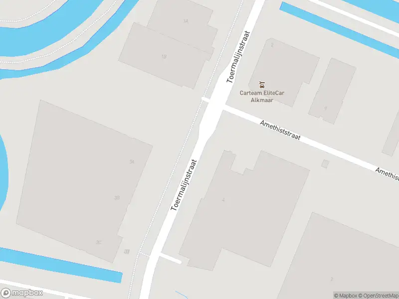 Ambulance met gepaste spoed naar de Toermalijnstraat in Alkmaar