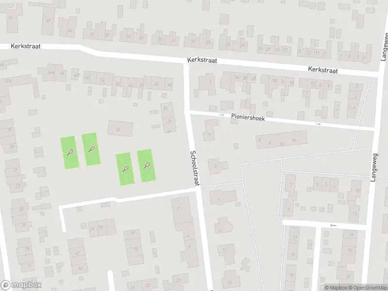 Ambulance met grote spoed naar de Schoolstraat in Slootdorp