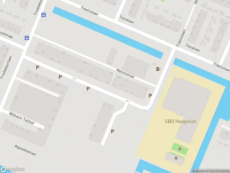 Ambulance met grote spoed naar de Manonstraat in Hoogvliet Rotterdam