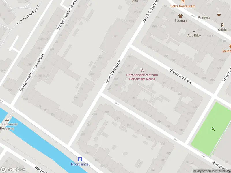 Ambulance met grote spoed naar de Jacob Catsstraat in Rotterdam