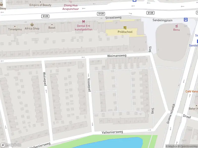 Ambulance met grote spoed naar de Vossepad in Rotterdam