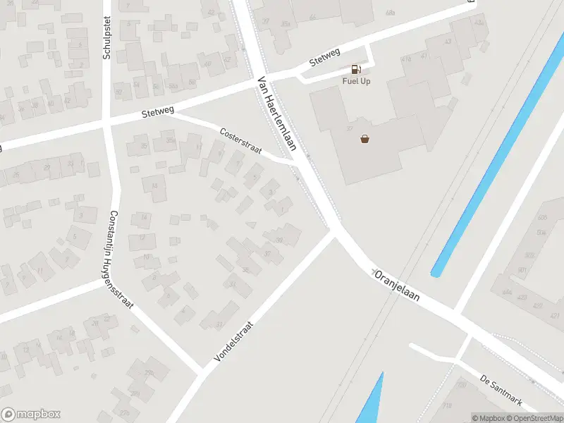 Ambulance met grote spoed naar de Costerstraat in Castricum