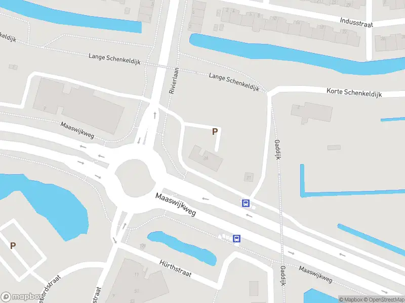 Ambulance met grote spoed naar de Rivierlaan in Spijkenisse