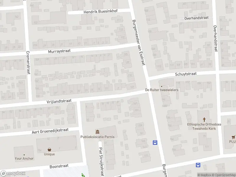 Ambulance met gepaste spoed naar de Vrijlandtstraat in Pernis Rotterdam