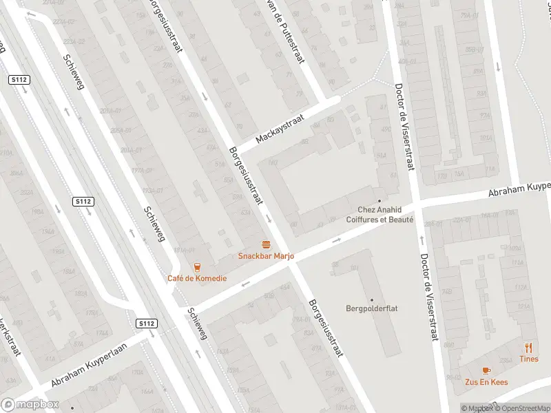 Ambulance met gepaste spoed naar de Heulstraat in Rotterdam