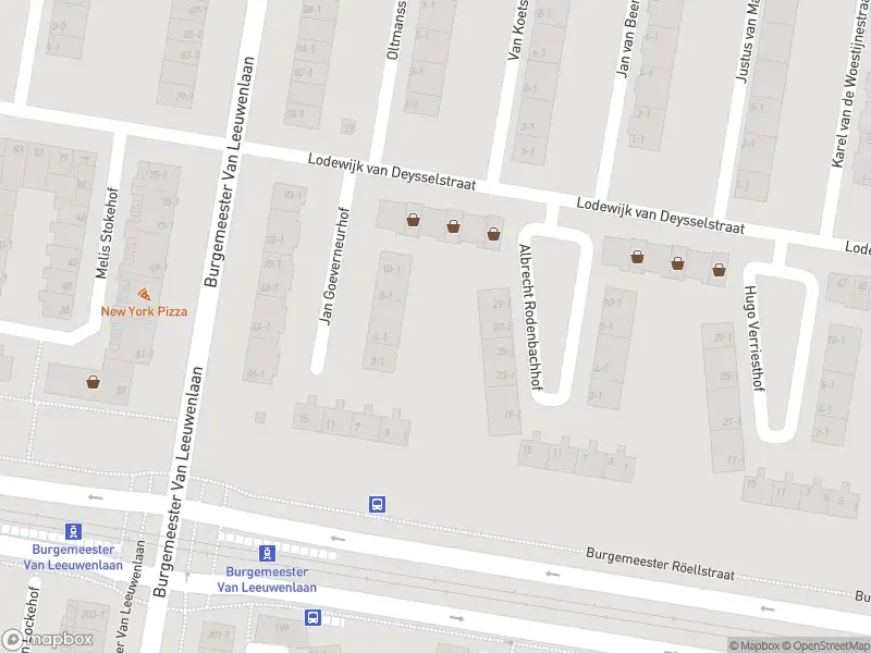 Brandweer met grote spoed naar de Burgemeester Van de Pollstraat in Amsterdam vanwege voertuigbrand