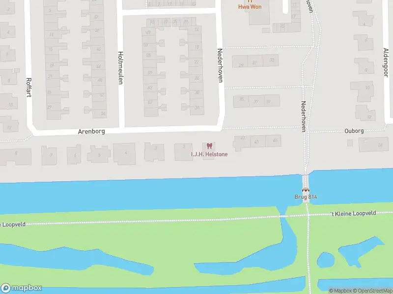 Brandweer met gepaste spoed naar de Arenborg in Amsterdam