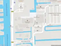 Politie naar de Bartus Warnersweg in Giethoorn vanwege aanrijding met letsel