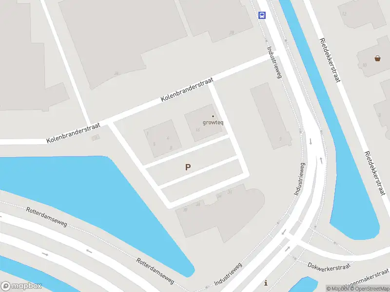 Ambulance met gepaste spoed naar de Ridderpoort in Ridderkerk