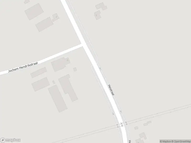 Brandweer met gepaste spoed naar de Heistraat in Hoeven vanwege een buitenbrand