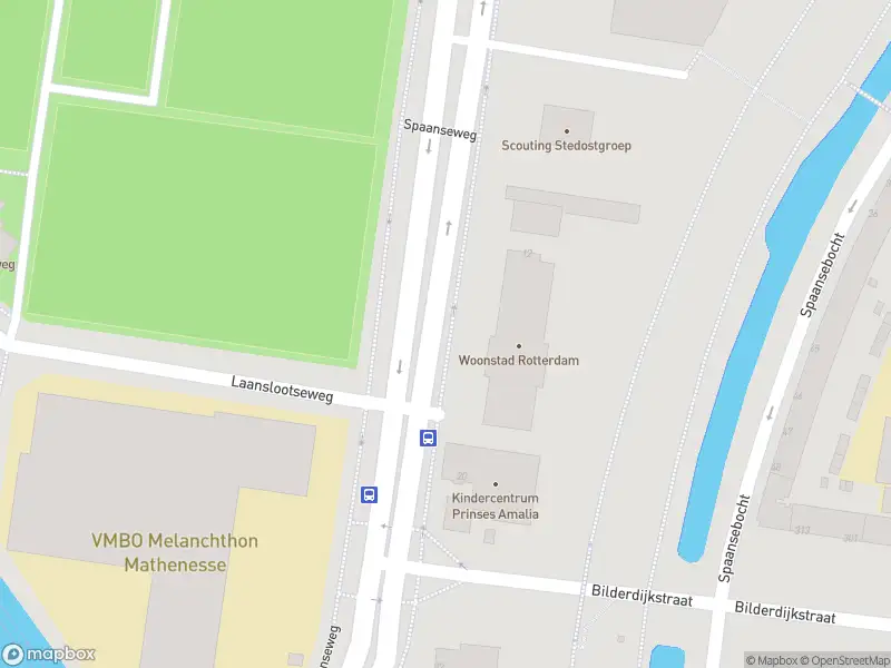 Ambulance met grote spoed naar de Spaanseweg in Rotterdam