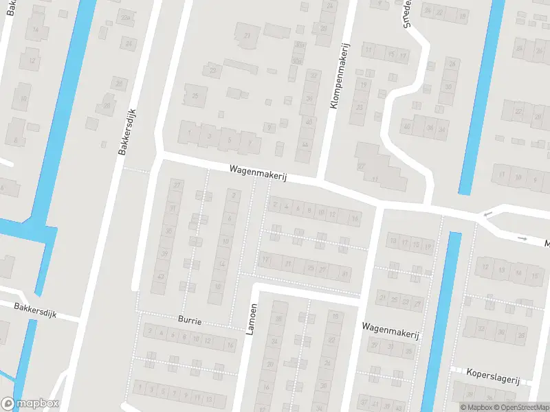 Ambulance met grote spoed naar de Wagenmakerij in Barendrecht