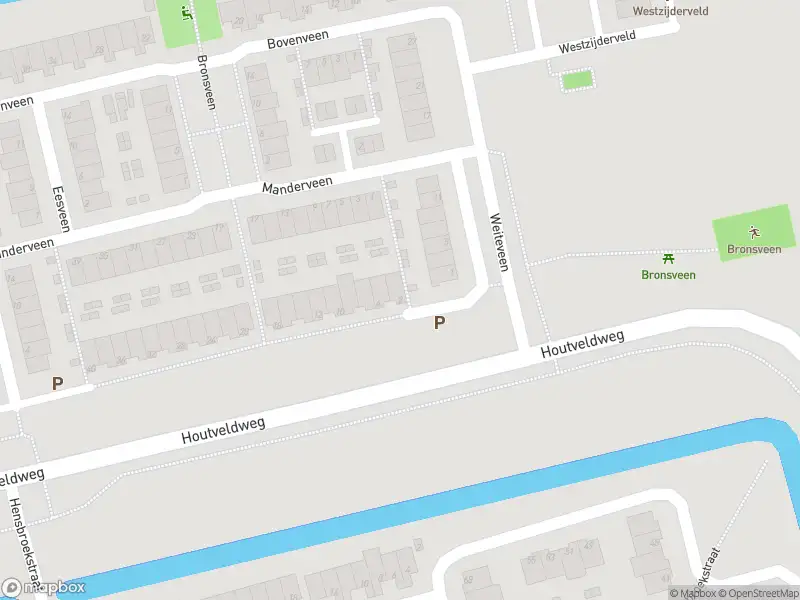 Ambulance met grote spoed naar de Dalerveen in Zaandam