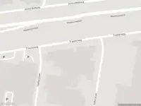 Ambulance met gepaste spoed naar de Trawlerweg in Vlaardingen