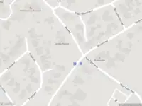 Brandweer met grote spoed naar de Strandweg in Nes vanwege afgaan automatisch brandalarm