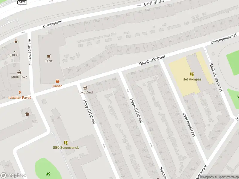 Ambulance met grote spoed naar de Heenvlietstraat in Rotterdam