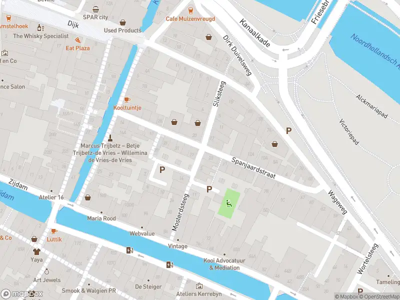 Brandweer met gepaste spoed naar de Spanjaardstraat in Alkmaar vanwege wateroverlast