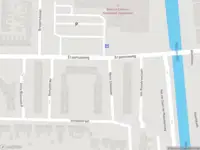 Brandweer en politie met grote spoed naar de Melis Stokelaan in Hoogezand vanwege middelgrote brand