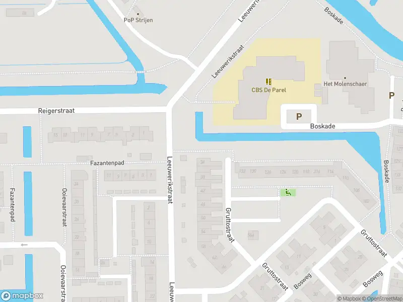 Ambulance met gepaste spoed naar de Leeuwerikstraat in Strijen
