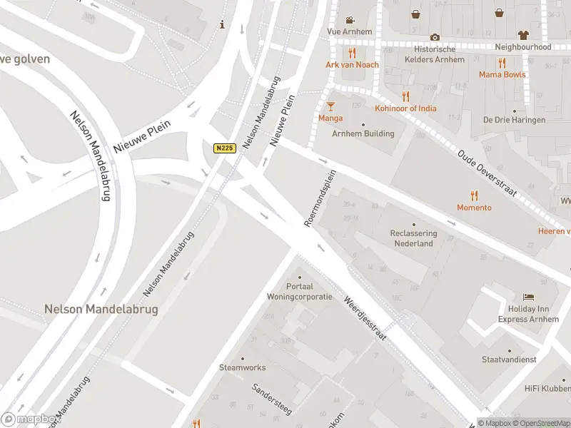 Politie naar de Nieuwe Plein in Arnhem vanwege aanrijding met letsel