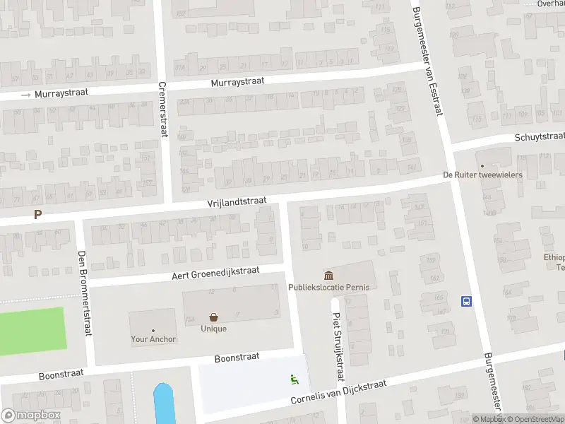 Ambulance met gepaste spoed naar de Vrijlandtstraat in Pernis Rotterdam