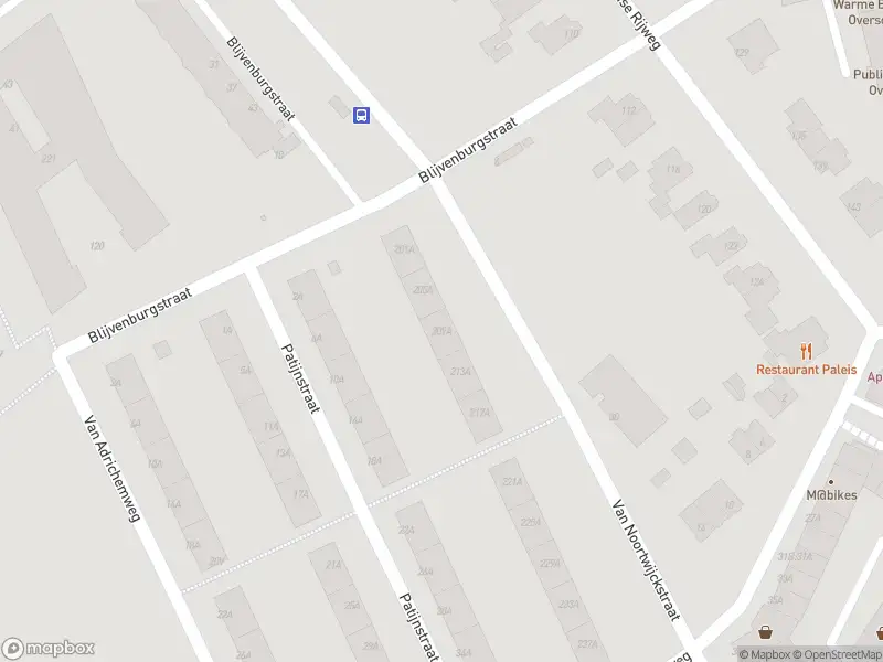 Ambulance met grote spoed naar de Van Noortwijckstraat in Rotterdam