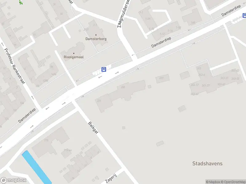 Brandweer met gepaste spoed naar de Verlengde Lodewijkstraat in Groningen