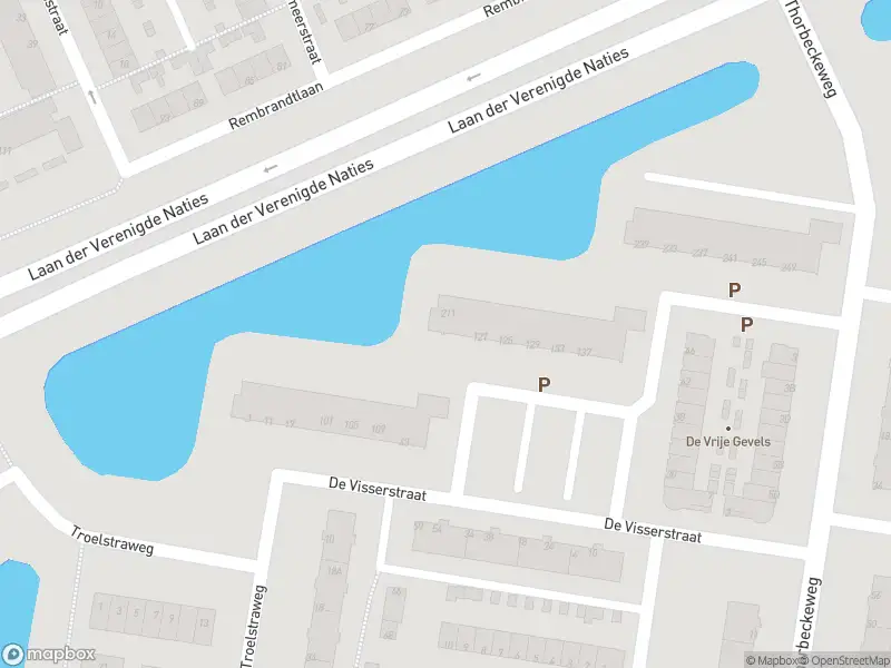 Ambulance met grote spoed naar de Loudonstraat in Dordrecht