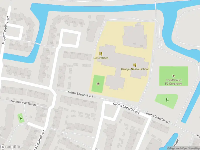 Ambulance met grote spoed naar de Selma Lagerlöf-erf in Dordrecht