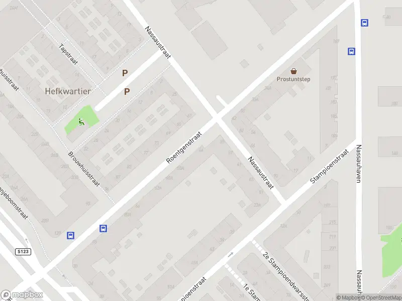 112 melding Ambulance met gepaste spoed naar de Roentgenstraat in Rotterdam