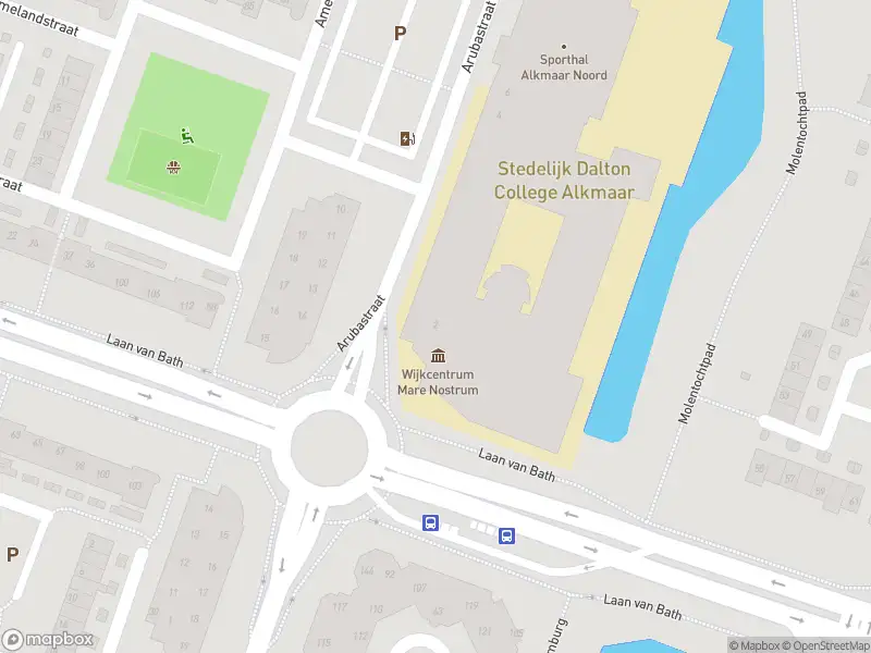 Ambulance met gepaste spoed naar de Arubastraat in Alkmaar