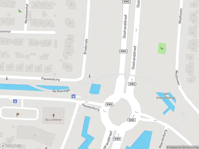 Politie naar de Pauwenburg in Lelystad vanwege aanrijding met letsel