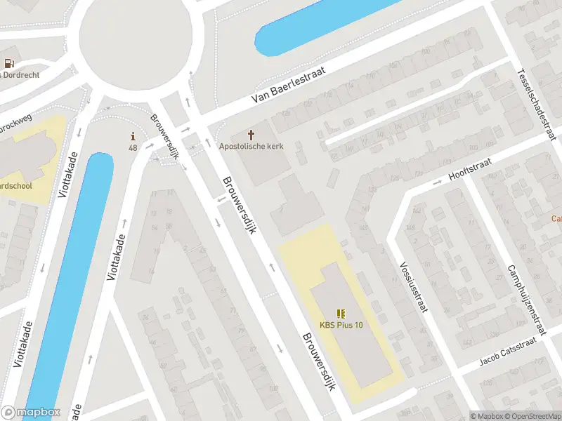 Ambulance met gepaste spoed naar de Brouwersdijk in Dordrecht